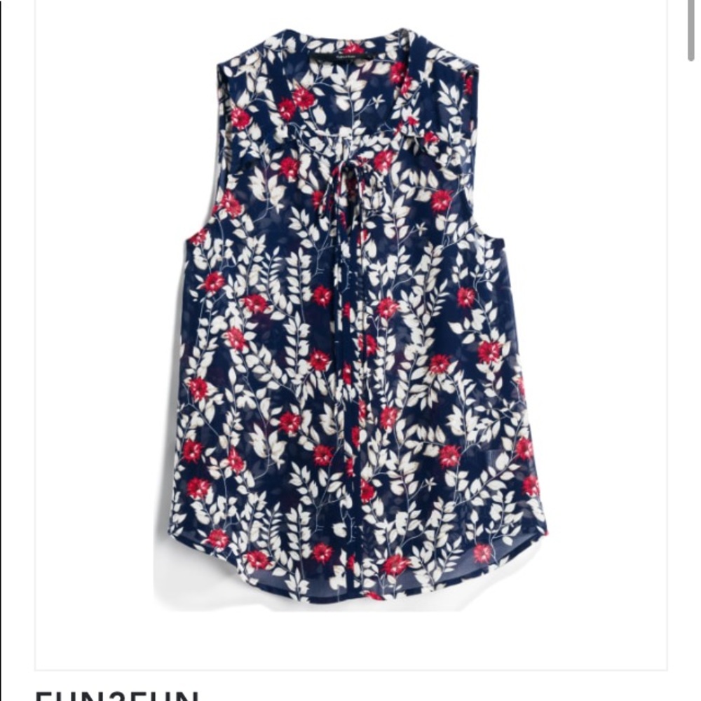 Sleeveless blouse